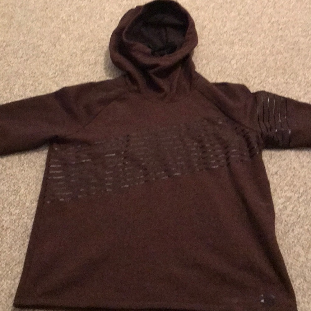 Burgundy, under armor hoodie